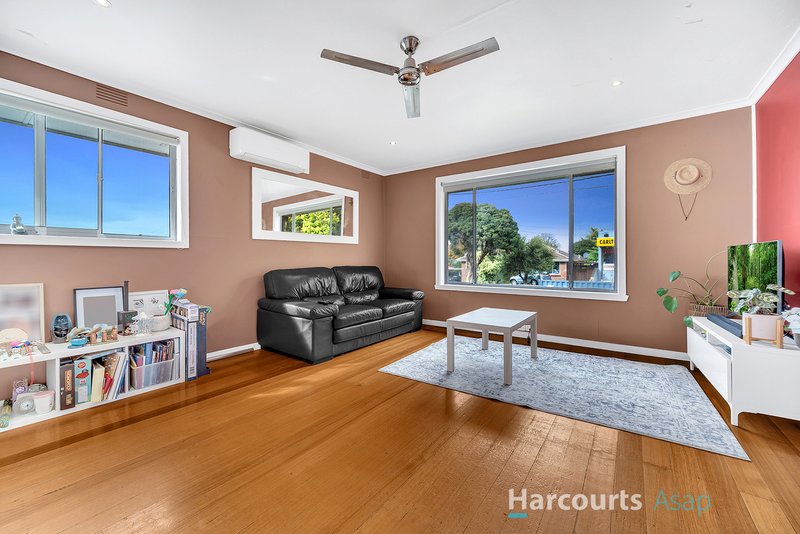 Photo - 2/139 Carlton Road, Dandenong North VIC 3175 - Image 2