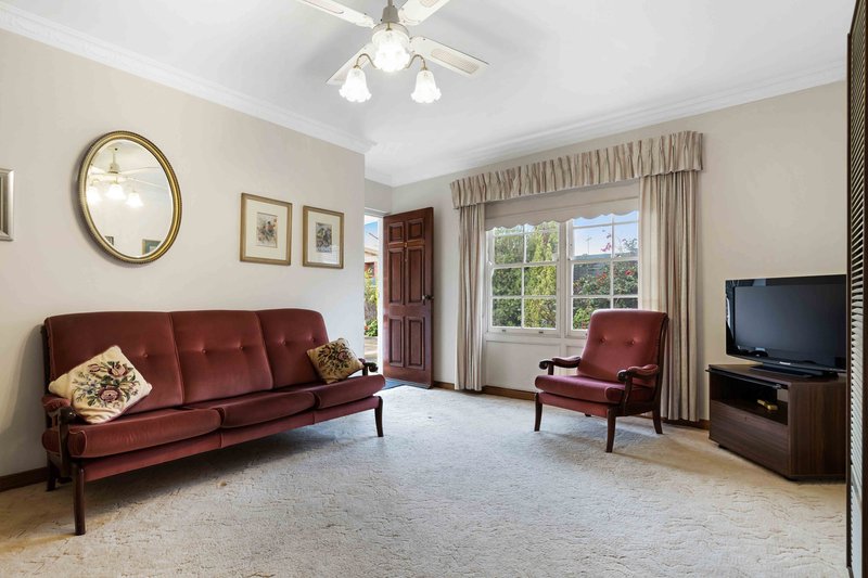 Photo - 2/139 Dunrobin Road, Warradale SA 5046 - Image 3