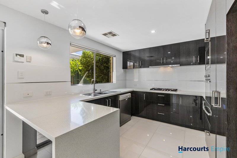Photo - 213C Royal Street, Yokine WA 6060 - Image 5