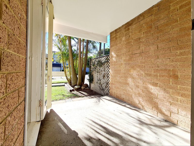 Photo - 2/14-16 Robertson Street, Narrabeen NSW 2101 - Image 6