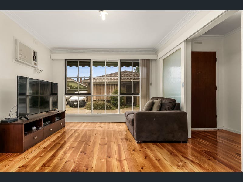 Photo - 2/14-16 Whitmuir Road, Bentleigh VIC 3204 - Image 2