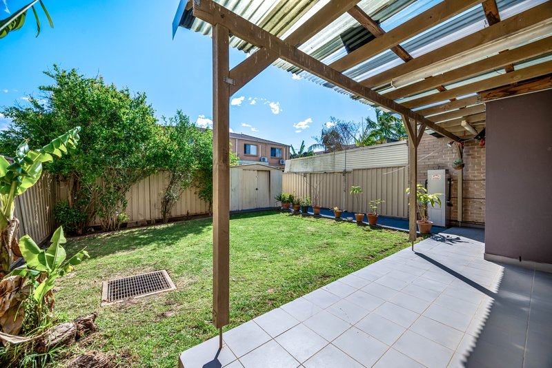 Photo - 2/14-16 Yerona Street, Prestons NSW 2170 - Image 11