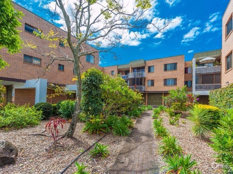 Photo - 2/14 -18 Anzac Avenue, Maroochydore QLD 4558 - Image 3