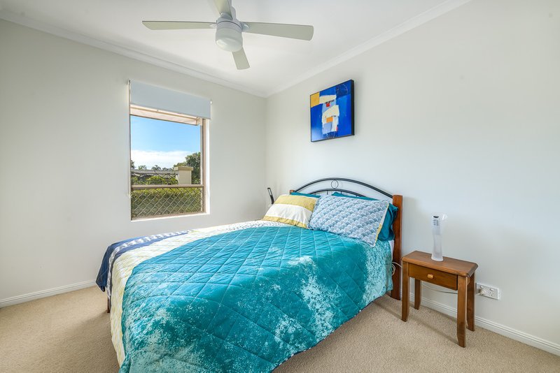 Photo - 2/14-18 Jennifer Avenue, Runaway Bay QLD 4216 - Image 13