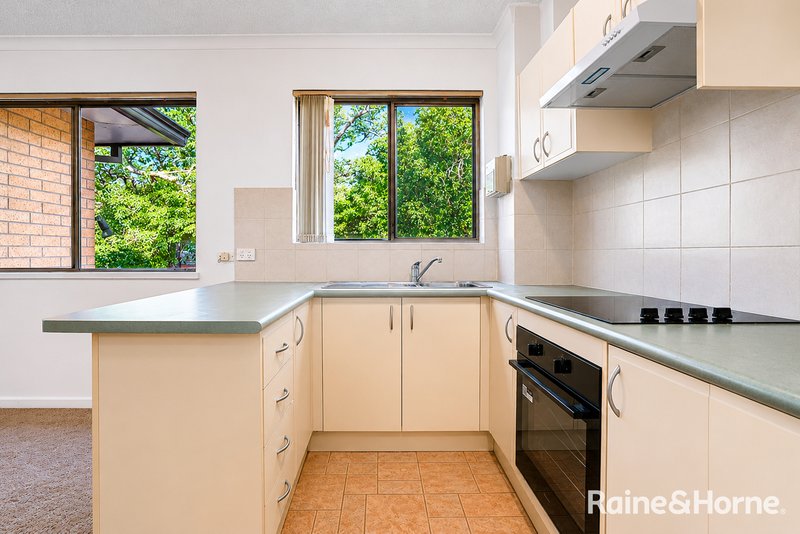 Photo - 2/14-18 Santley Crescent, Kingswood NSW 2747 - Image 2