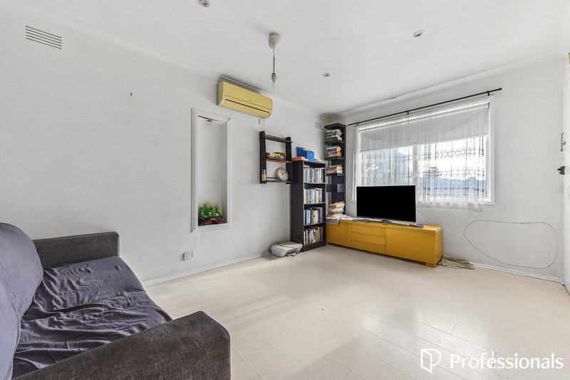 Photo - 2/14 Aenone Avenue, Noble Park VIC 3174 - Image 3