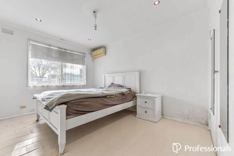 Photo - 2/14 Aenone Avenue, Noble Park VIC 3174 - Image 5