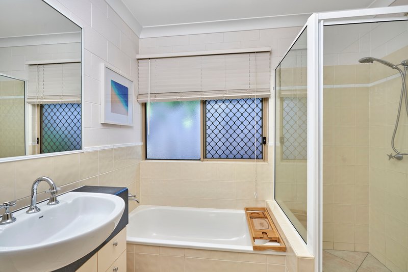 Photo - 2/14 Albatross Street, Kewarra Beach QLD 4879 - Image 7