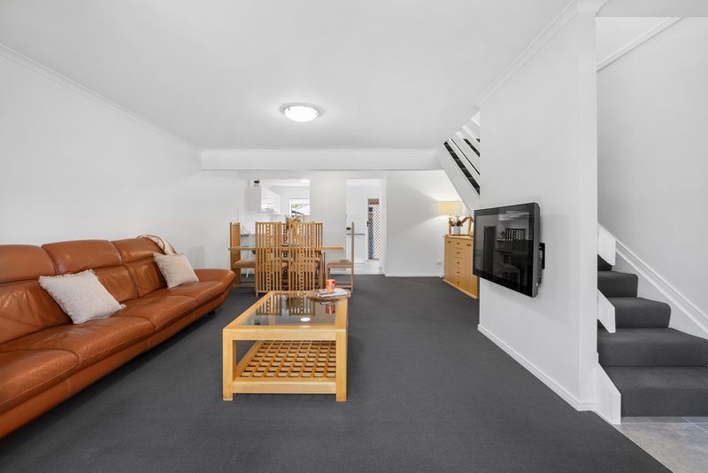 Photo - 2/14 Almara Street, Capalaba QLD 4157 - Image 5