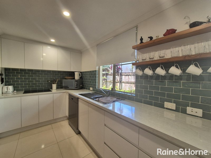 Photo - 2/14 Andrews Close, Port Douglas QLD 4877 - Image 5