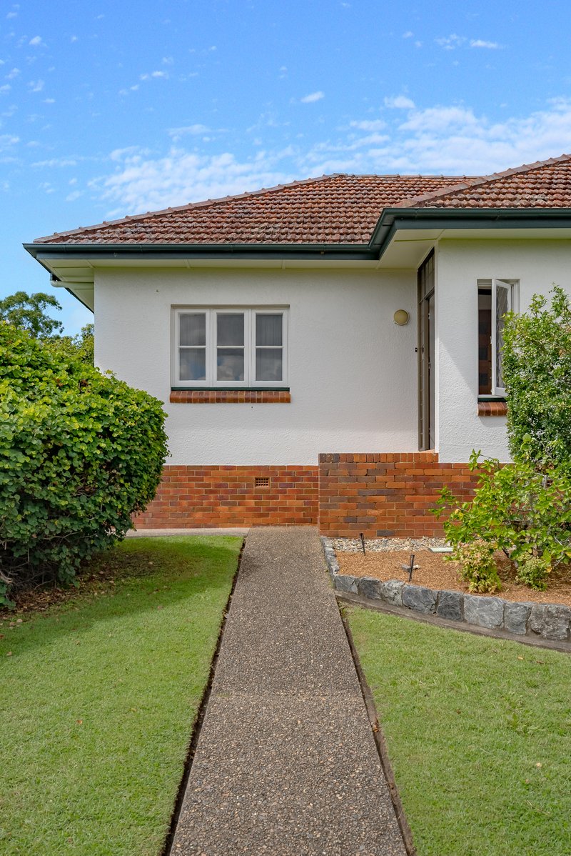 Photo - 214 Banks Street, Alderley QLD 4051 - Image 3