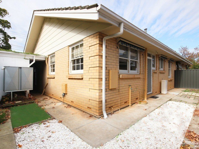 Photo - 2/14 Belmont Street, Lower Mitcham SA 5062 - Image 4