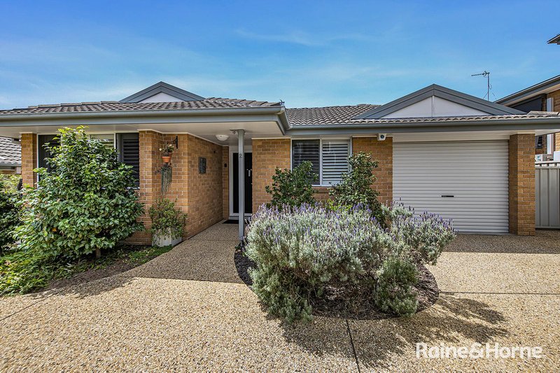 Photo - 2/14 Berringar Road, Valentine NSW 2280 - Image 1