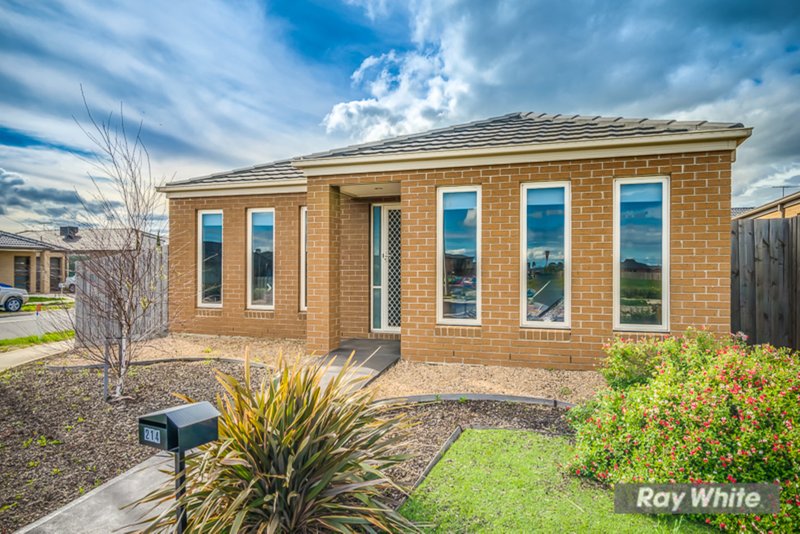 Photo - 214 Bethany Road, Tarneit VIC 3029 - Image 3