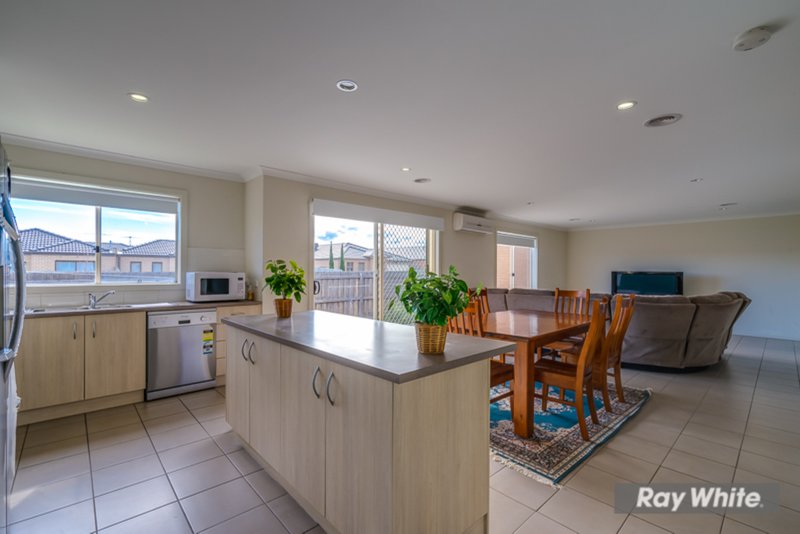 Photo - 214 Bethany Road, Tarneit VIC 3029 - Image 8