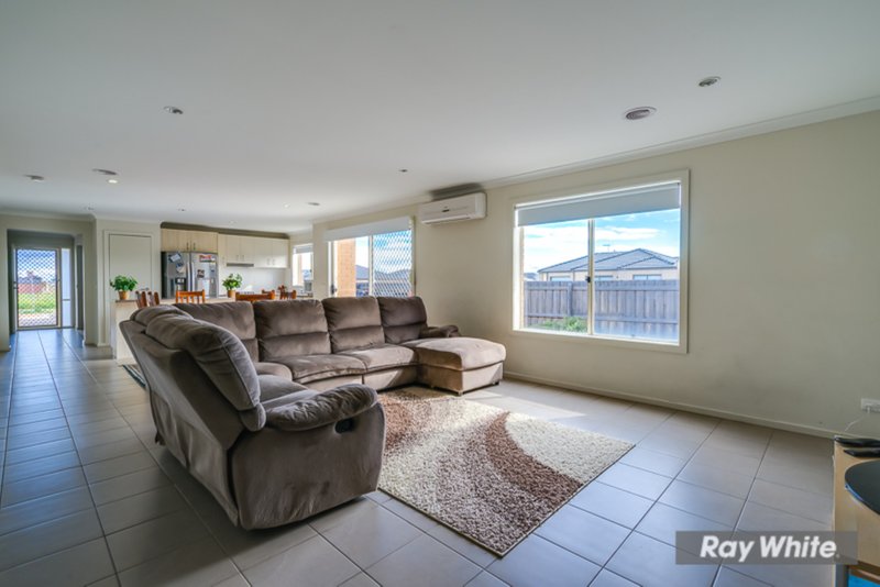 Photo - 214 Bethany Road, Tarneit VIC 3029 - Image 12