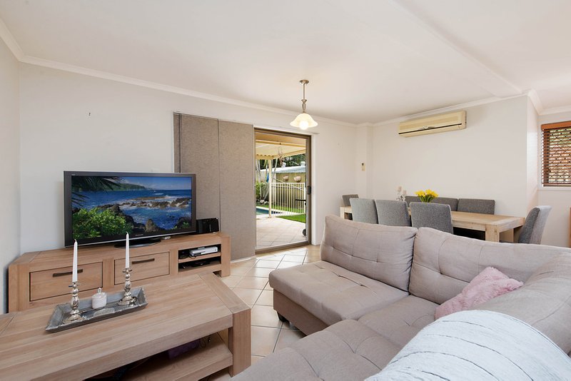 Photo - 2/14 Broadwater Avenue, Maroochydore QLD 4558 - Image 3