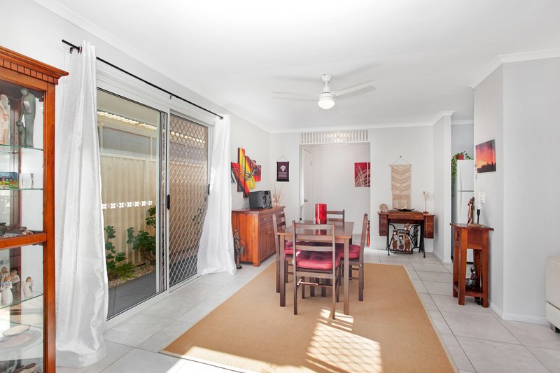 Photo - 2/14 Carstens Court, Currumbin Waters QLD 4223 - Image 8