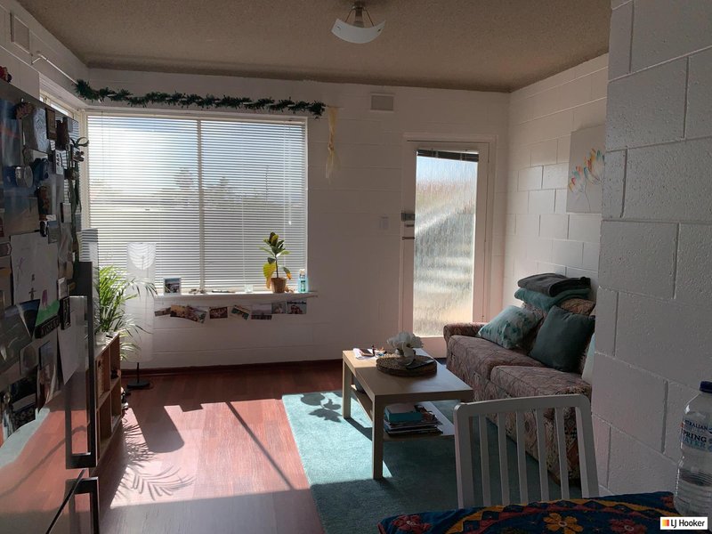 Photo - 2/14 Cavendish Street, West Beach SA 5024 - Image 2