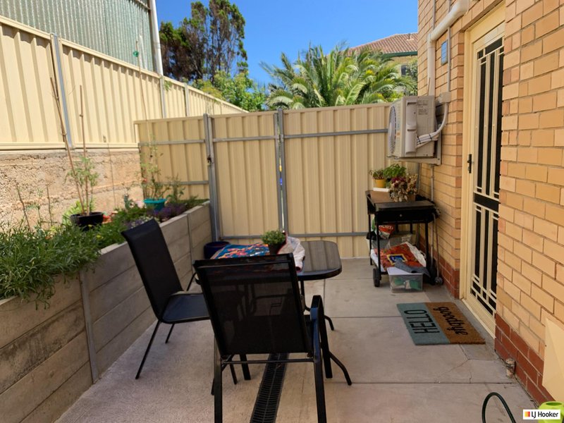 Photo - 2/14 Cavendish Street, West Beach SA 5024 - Image 6