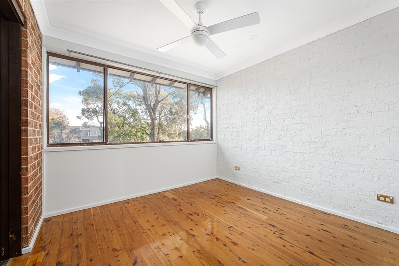 Photo - 2/14 Chester Road, Ingleburn NSW 2565 - Image 12