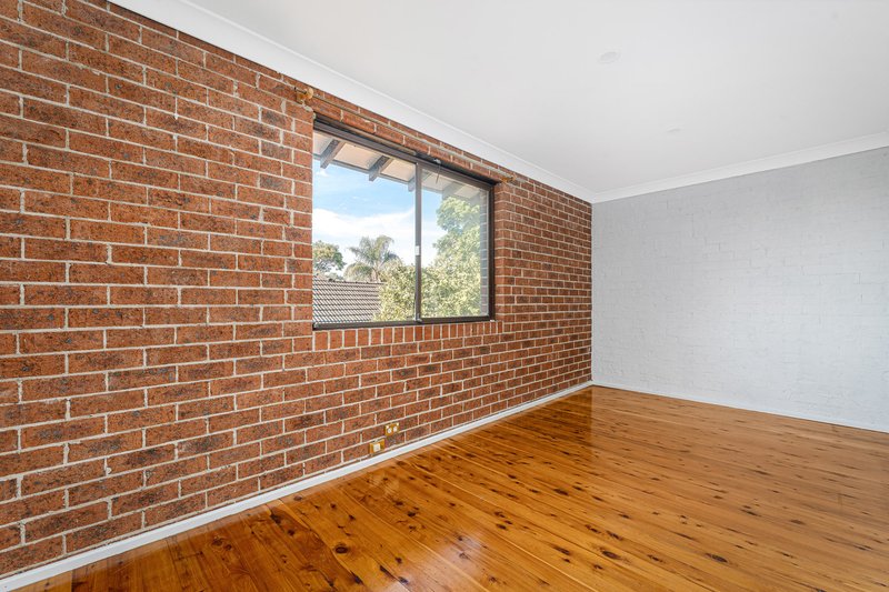 Photo - 2/14 Chester Road, Ingleburn NSW 2565 - Image 13