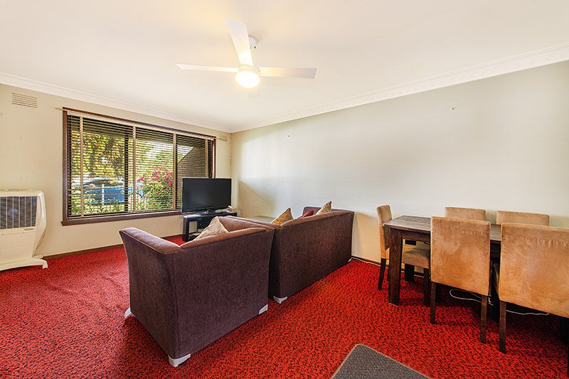 Photo - 2/14 Codrington Street, Cranbourne VIC 3977 - Image 5