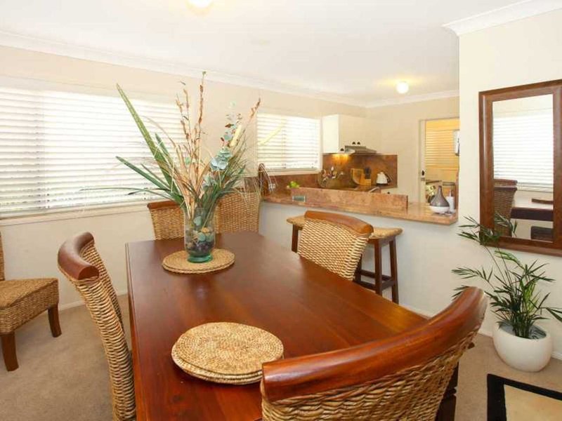 Photo - 2/14 Douma Drive, Mudgeeraba QLD 4213 - Image 5