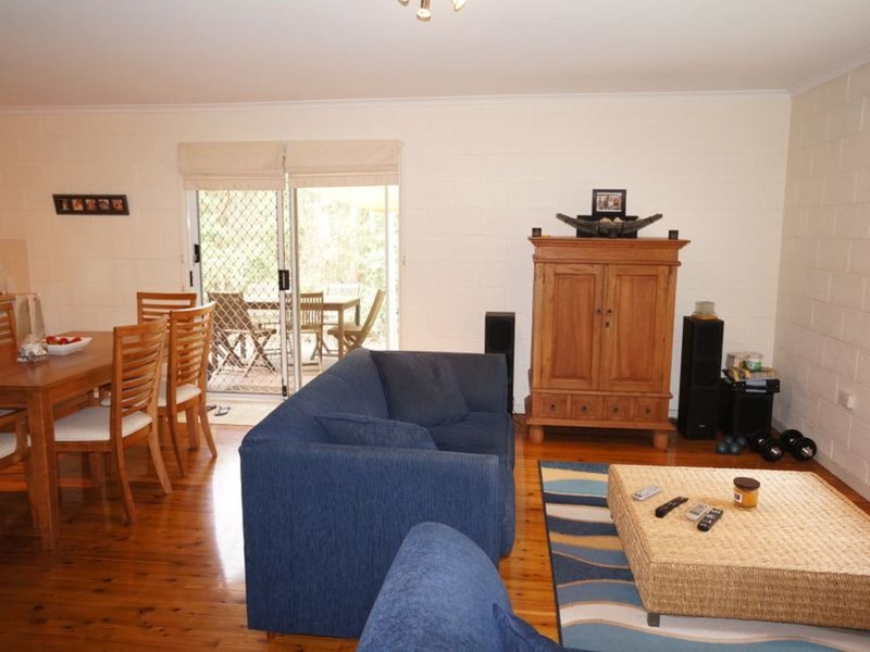 Photo - 2/14 Drury Close, Old Bar NSW 2430 - Image 4