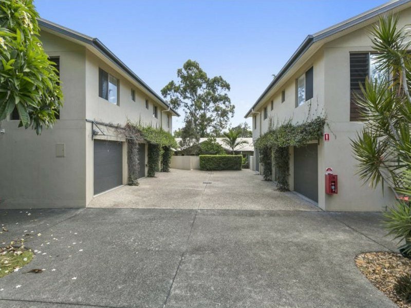 Photo - 2/14 Dudley Street, Annerley QLD 4103 - Image 1