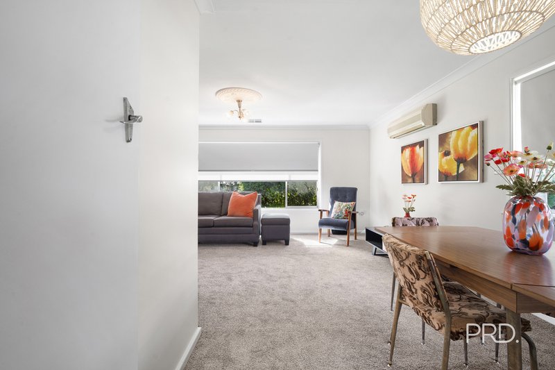 Photo - 214 Fernleigh Road, Ashmont NSW 2650 - Image 9