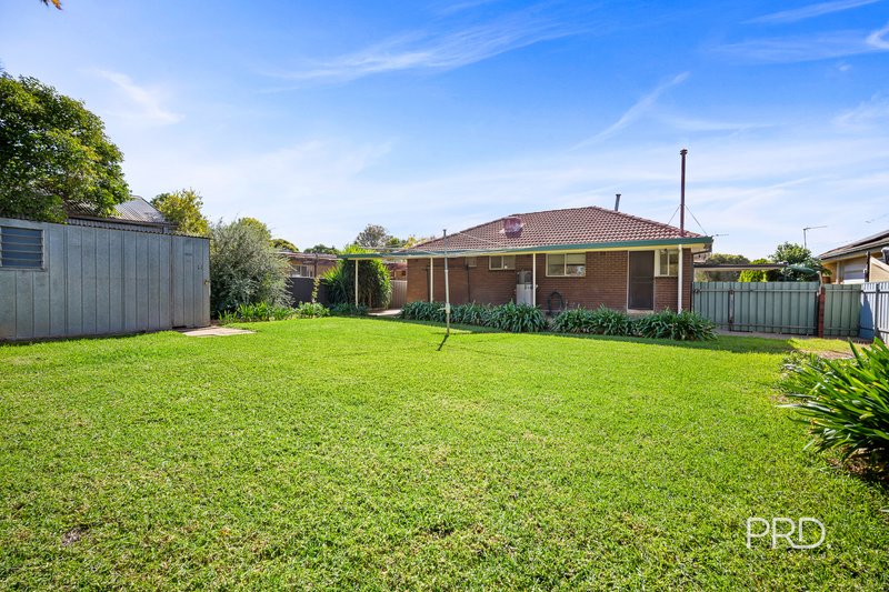 Photo - 214 Fernleigh Road, Ashmont NSW 2650 - Image 20