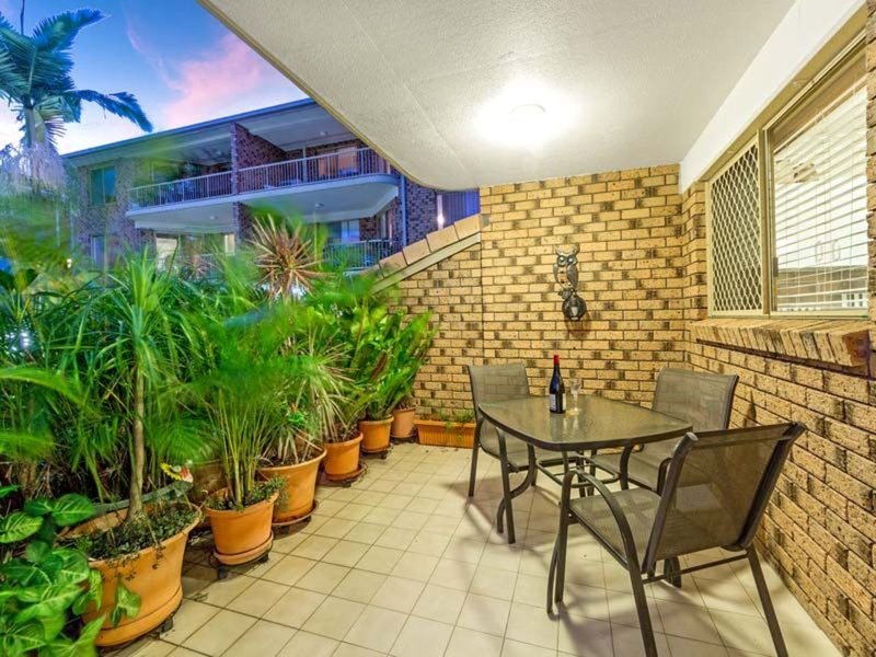 Photo - 2/14 Frances Street, Tweed Heads NSW 2485 - Image 9