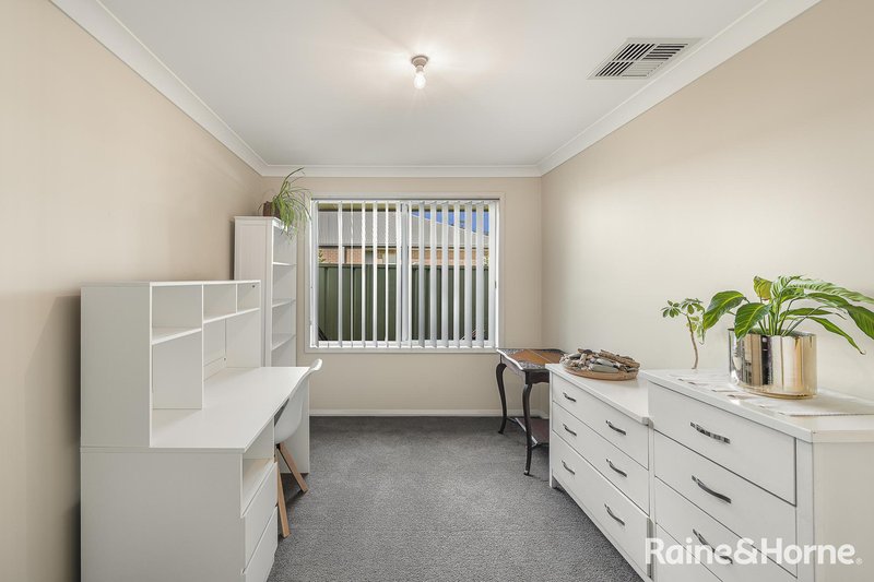 Photo - 2/14 Hanover Close, South Nowra NSW 2541 - Image 7