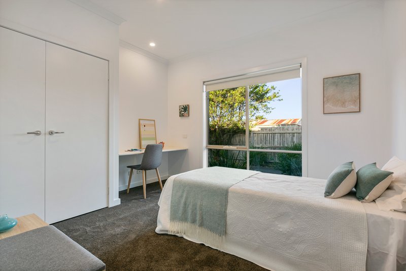 Photo - 2/14 Highland Street, Kingsbury VIC 3083 - Image 7