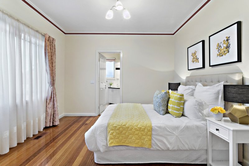 Photo - 2/14 Inga Street, Oakleigh East VIC 3166 - Image 9