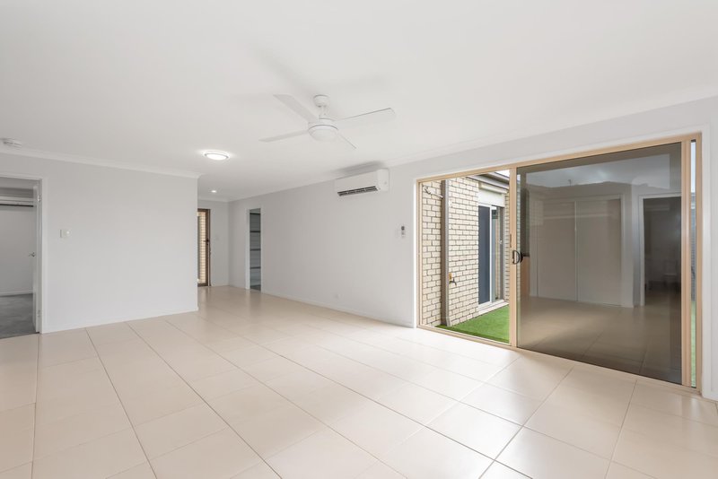 Photo - 2/14 Jacob Court, Upper Coomera QLD 4209 - Image 5