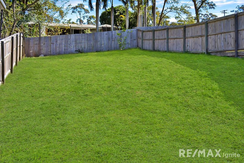 Photo - 2/14 Knightsbridge Drive, Chuwar QLD 4306 - Image 2