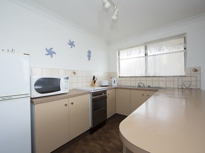 Photo - 2/14 Kuppa Avenue, Malua Bay NSW 2536 - Image 5