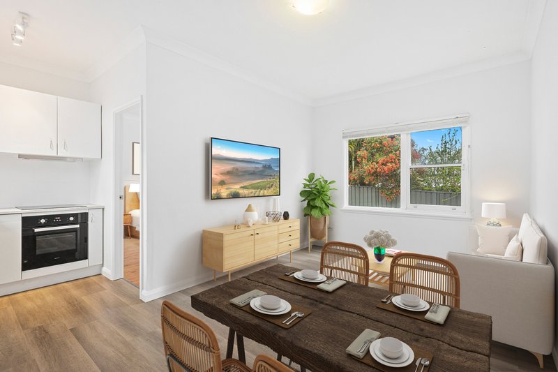 Photo - 2/14 Lang Street, Balgownie NSW 2519 - Image 2