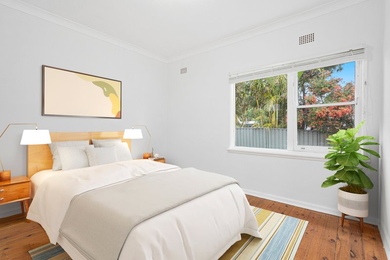 Photo - 2/14 Lang Street, Balgownie NSW 2519 - Image 3