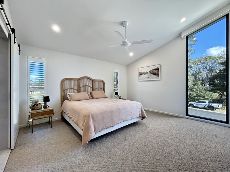Photo - 2/14 Larmer Close, Broulee NSW 2537 - Image 7