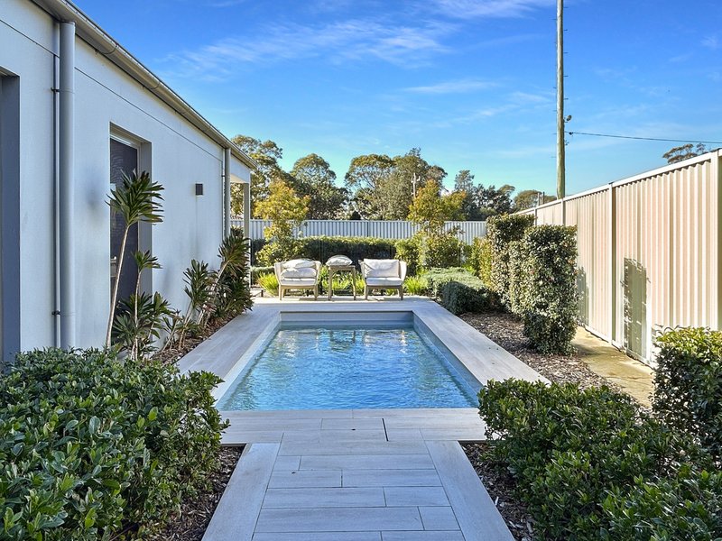 Photo - 2/14 Larmer Close, Broulee NSW 2537 - Image 15