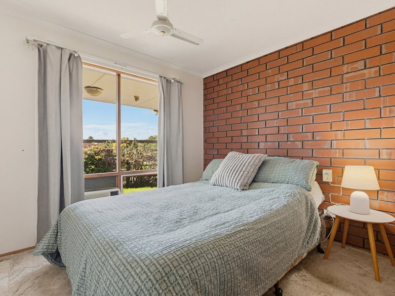 Photo - 2/14 Louisa Street, Morphett Vale SA 5162 - Image 6