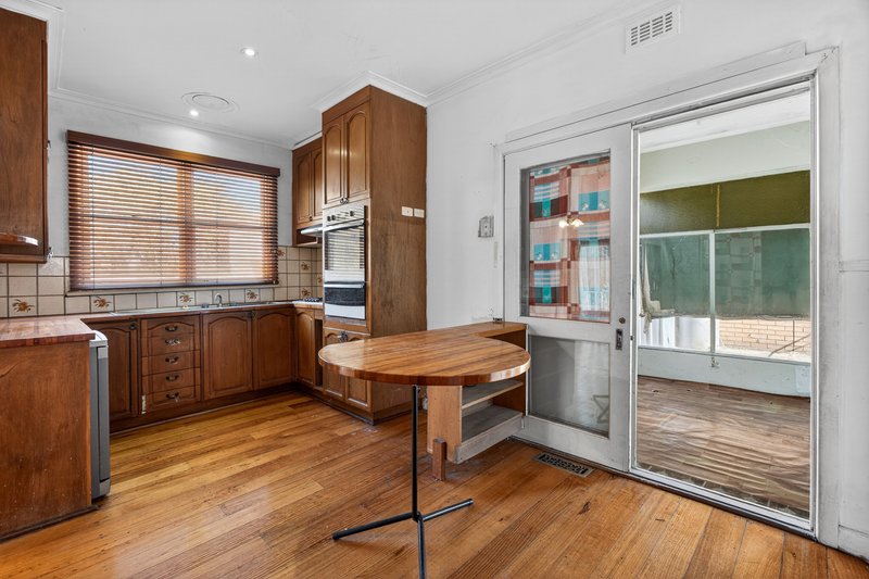 Photo - 2/14 Maple Street, Bayswater VIC 3153 - Image 4