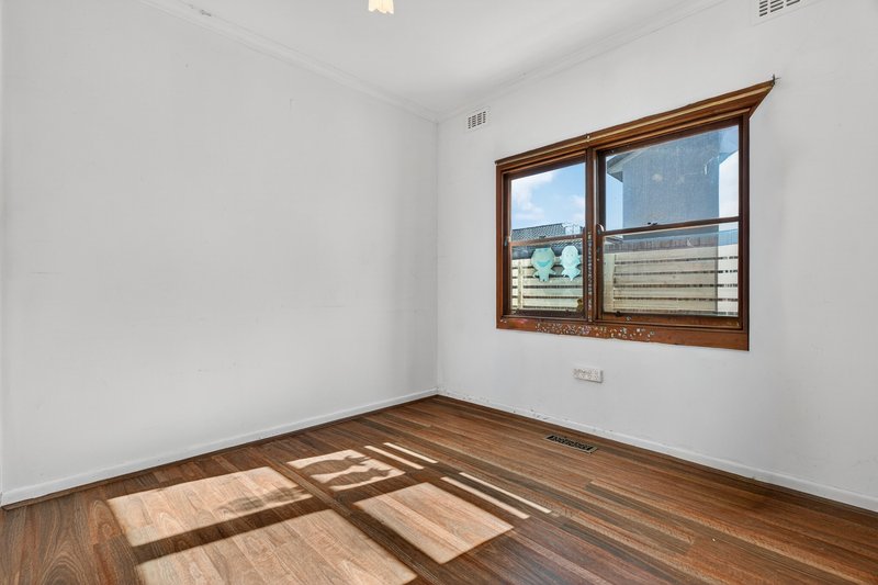 Photo - 2/14 Maple Street, Bayswater VIC 3153 - Image 7