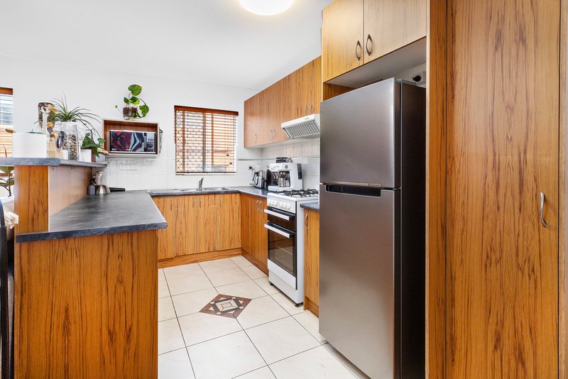 Photo - 2/14 Matthews Street, Wollongong NSW 2500 - Image 3