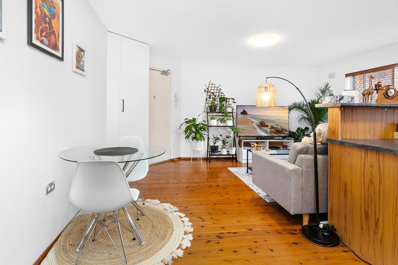 Photo - 2/14 Matthews Street, Wollongong NSW 2500 - Image 6