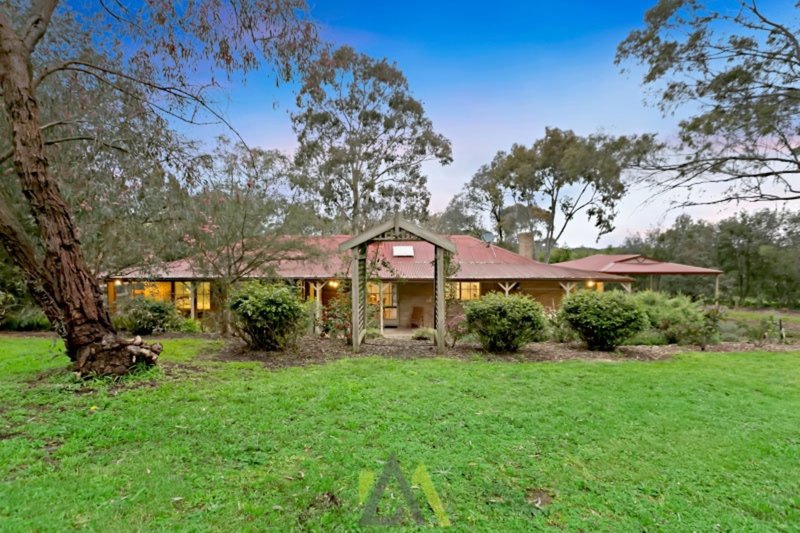 Photo - 214 Moorooduc Highway, Mount Eliza VIC 3930 - Image 15