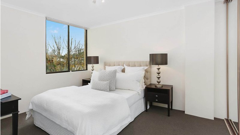 Photo - 21/4 New Mclean Street, Edgecliff NSW 2027 - Image 4